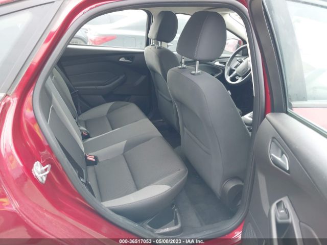 1FADP3F28EL406241 Ford FOCUS SE