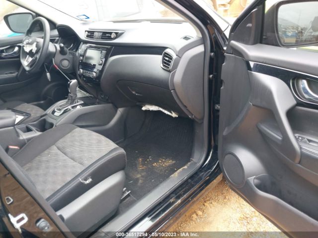 JN1BJ1CV3LW253532 Nissan Rogue Sport Sv