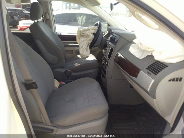 2010 CHRYSLER TOWN & COUNTRY TOURING VIN: 2A4RR5D16AR232536