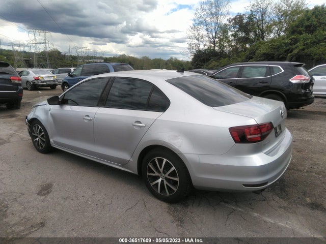 3VWB67AJ5GM322029 Volkswagen Jetta Sedan 1.4t Se
