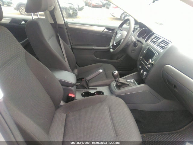 3VWB67AJ5GM322029 Volkswagen Jetta Sedan 1.4t Se