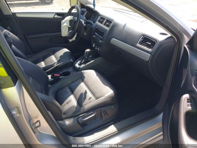3VWD07AJ5EM284311 Volkswagen Jetta Sedan Se W/connectivity