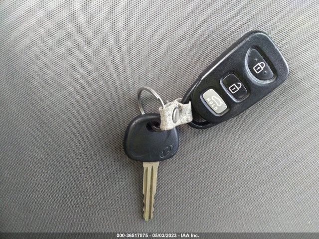 2013 HYUNDAI ELANTRA GLS VIN: 5NPDH4AE4DH220245