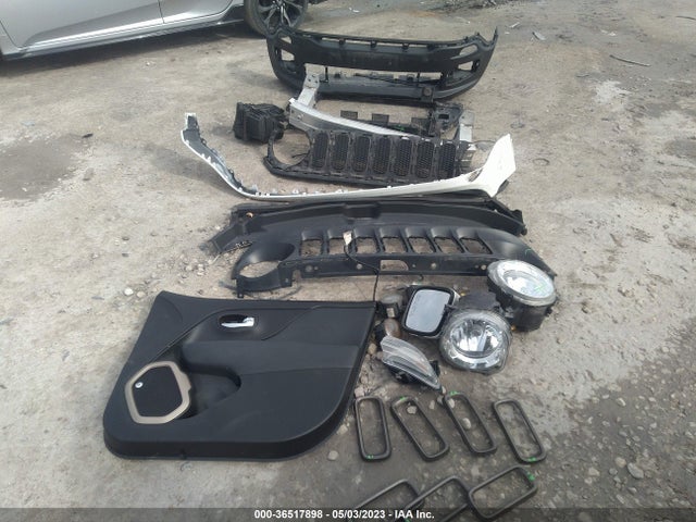 ZACCJABT8GPE32329 Jeep Renegade 75th Anniversary