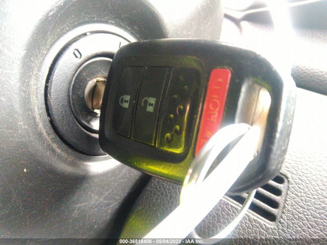 Honda FIT LX 2016 JHMGK5H5XGX012050 Image 3