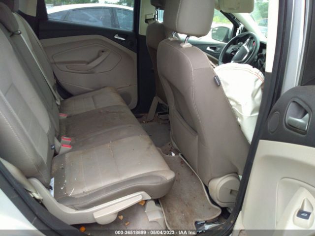 1FMCU0GX1GUC87819 Ford ESCAPE SE