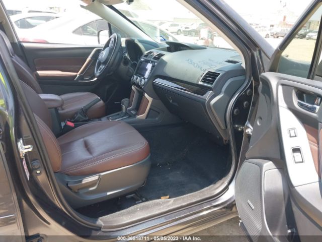 JF2SJGWC9HH553731 Subaru Forester Touring