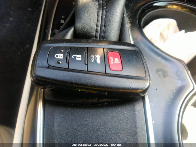 Toyota CAMRY LE 2018 JTNB11HK3J3017730 Image 3