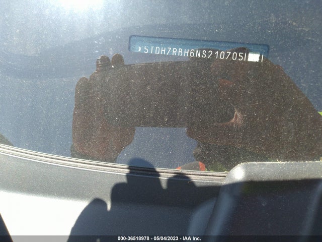 Toyota Highlander Xle 2022 5TDHZRBH6NS210705 Image 10