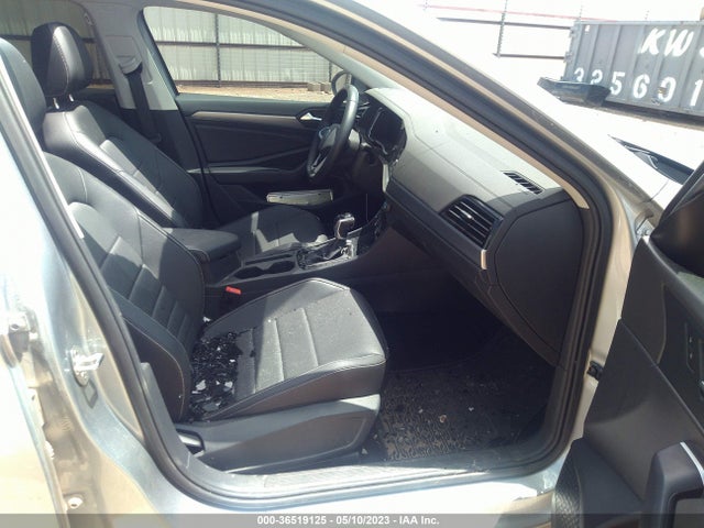 3VW7M7BUXNM015358 Volkswagen JETTA SE