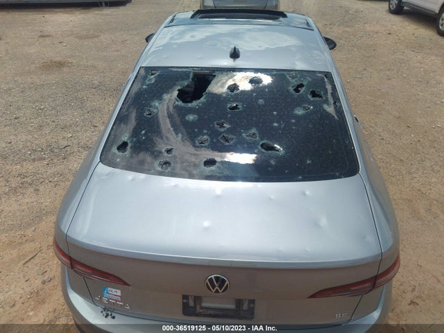 3VW7M7BUXNM015358 Volkswagen JETTA SE