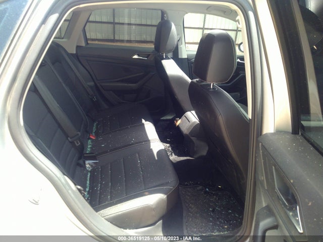 3VW7M7BUXNM015358 Volkswagen JETTA SE