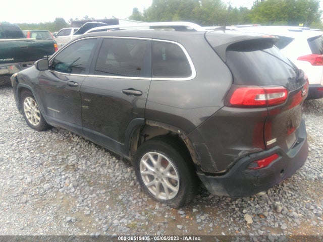 1C4PJLCB4HW533262 Jeep Cherokee Latitude