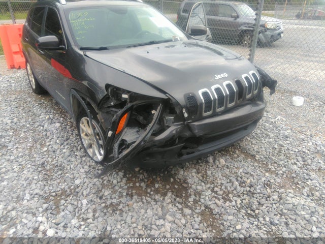1C4PJLCB4HW533262 Jeep Cherokee Latitude