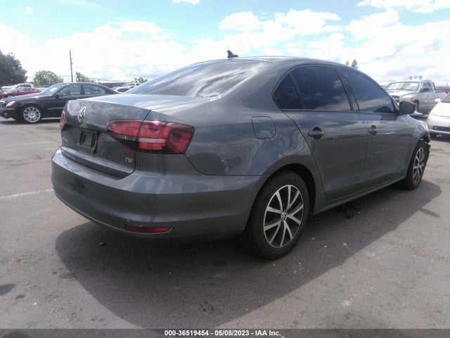 3VWD67AJ4GM246196 Volkswagen Jetta Sedan 1.4t Se