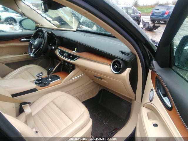 ZASPAKBN0K7C40828 Alfa Romeo Stelvio Ti Lusso