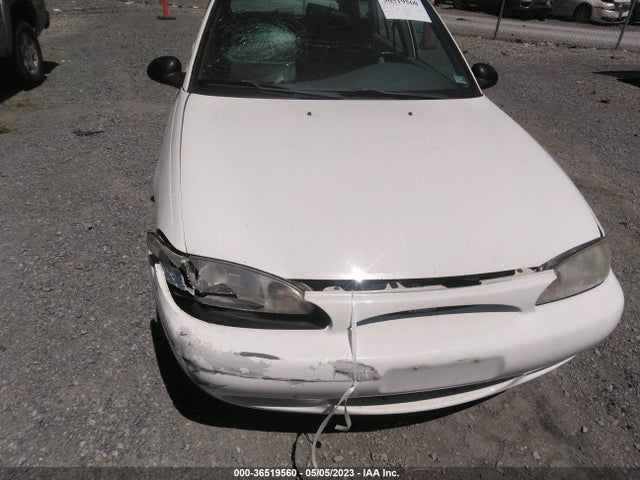 1997 FORD ESCORT LX VIN: 3FALP15P3VR145566