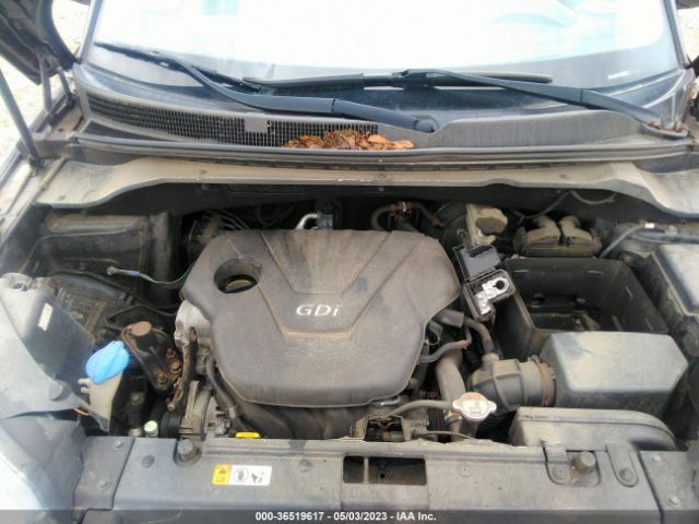 KNDJN2A2XF7156418 KIA Soul Base