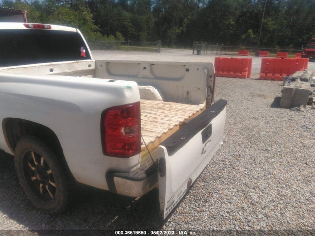 2010 CHEVROLET SILVERADO 1500 LT VIN: 1GCSCSE0XAZ288370