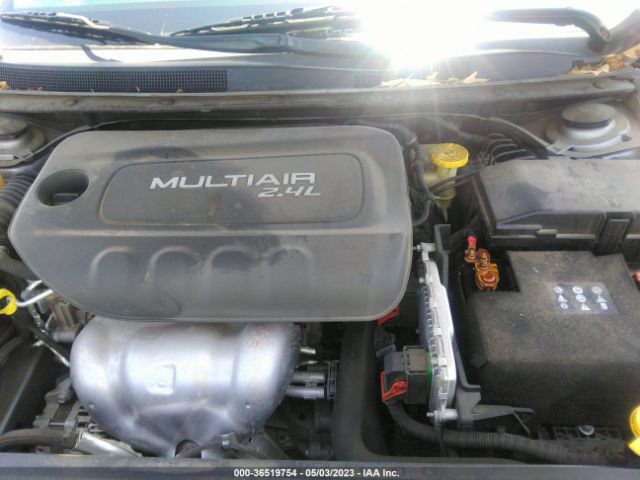 1C3CCCAB4FN697713 Chrysler 200 Limited
