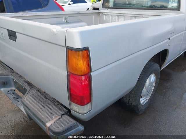 1993 NISSAN TRUCK SHORT WHEELBASE VIN: 1N6SD11S1PC378210