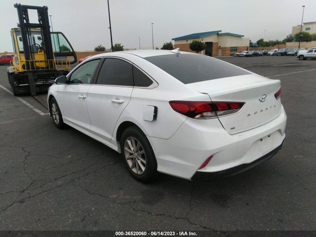 Hyundai SONATA SE 2018 5NPE24AF8JH615801 Image 3
