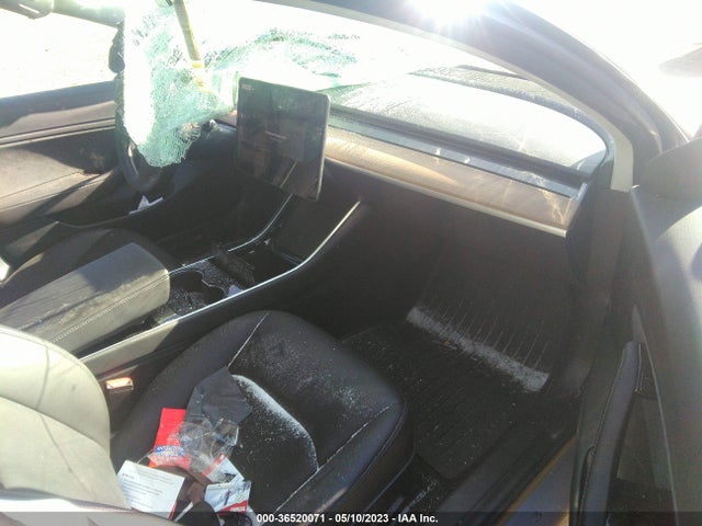 Tesla Model 3 Long Range 2018 5YJ3E1EB4JF087502 Image 5