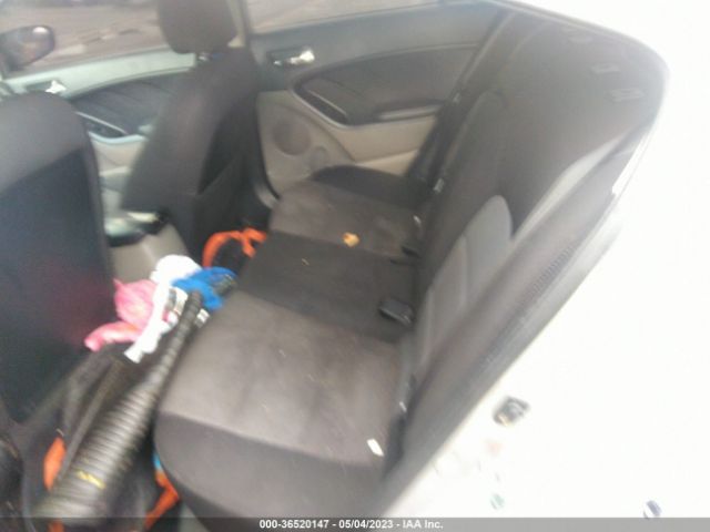 KNAFX4A62F5340582 KIA FORTE LX