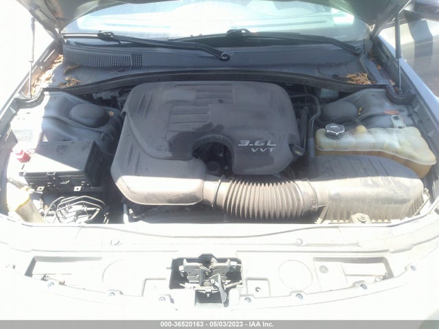 2C3CCAAGXJH293302 Chrysler 300 Touring