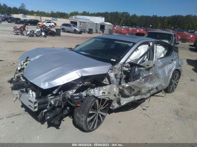 1N4AL4CV9LC137005 Nissan Altima 2.0 Sr