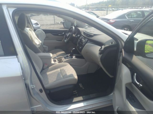 JN1BJ1CR3KW631334 Nissan Rogue Sport Sv