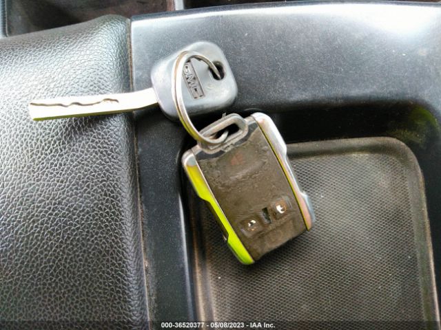 3GTP1NEC0JG621652 GMC Sierra 1500 Slt