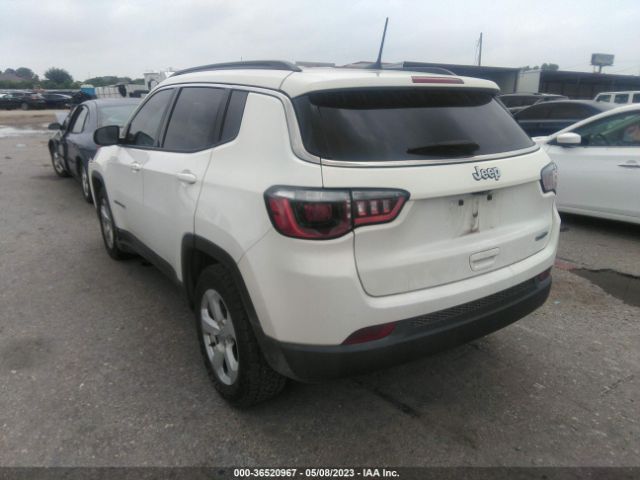 3C4NJCBB7JT193996 Jeep Compass Latitude