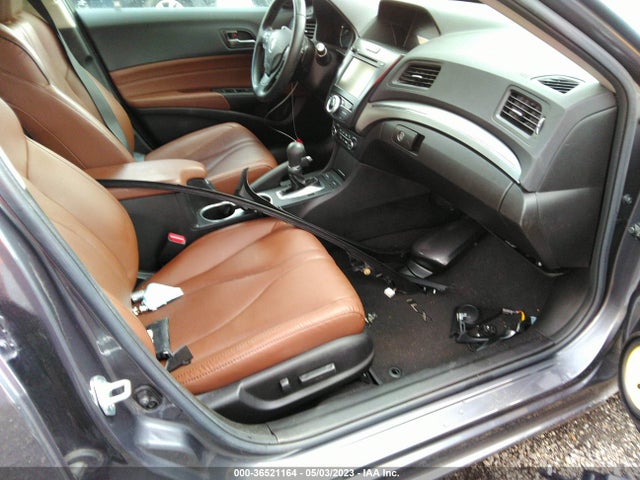19UDE2F79NA000956 Acura Ilx W/premium Package