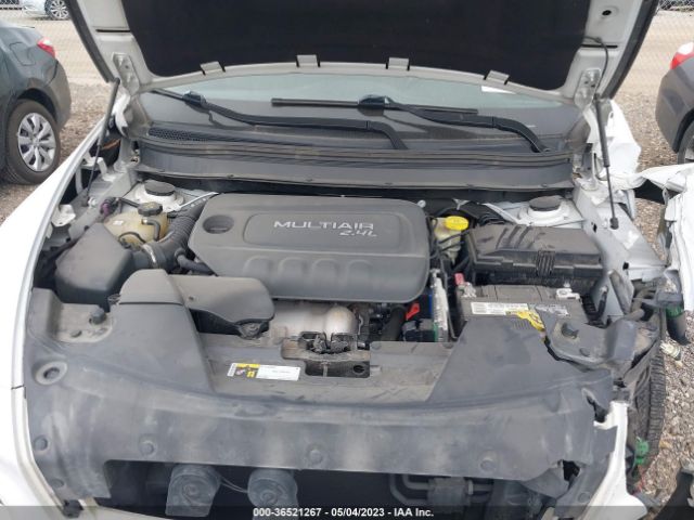1C4PJLCB4FW669159 Jeep Cherokee Latitude