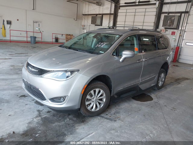 2C4RC1BG4HR527071 Chrysler Pacifica Touring-l