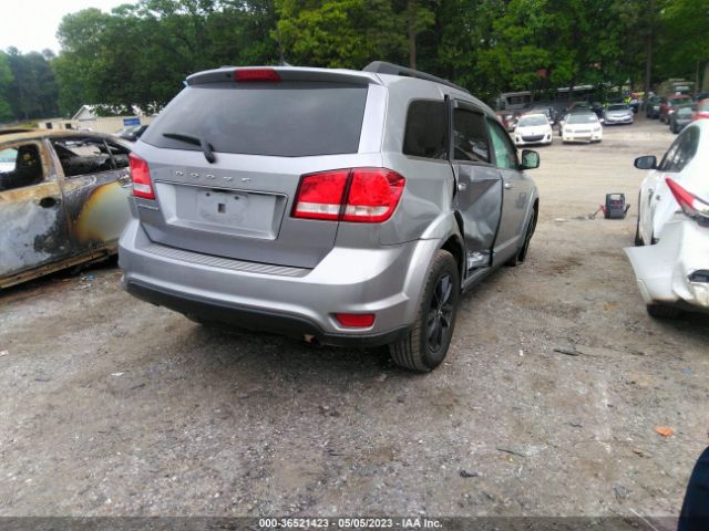 3C4PDCBB9KT869804 Dodge JOURNEY SE