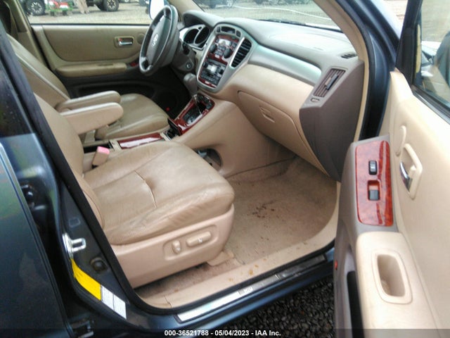 2005 TOYOTA HIGHLANDER VIN: JTEEP21AX50106317
