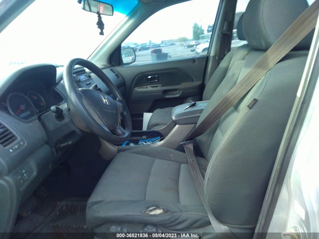 2006 HONDA PILOT LX VIN: 2HKYF18196H556677