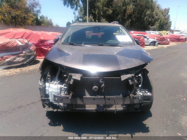 Toyota RAV4 LE 2017 JTMZFREV6HJ135374 Image 12