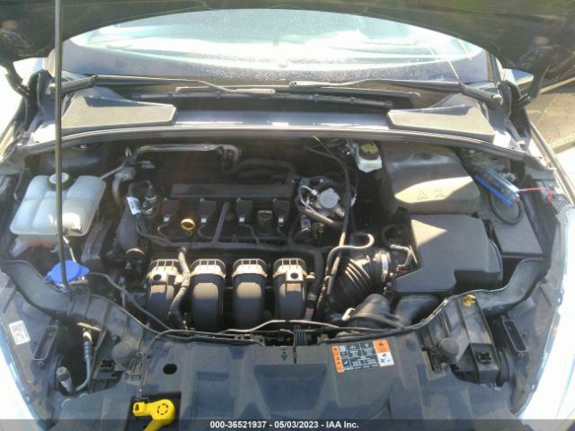 1FADP3F23HL325345 Ford FOCUS SE