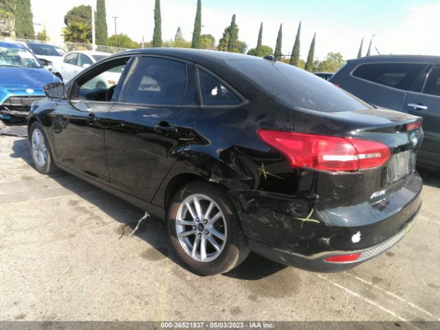 1FADP3F23HL325345 Ford FOCUS SE