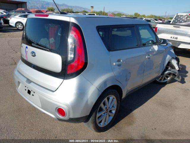 KNDJP3A5XJ7529878 KIA SOUL +