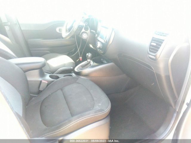 KNDJP3A5XJ7529878 KIA SOUL +
