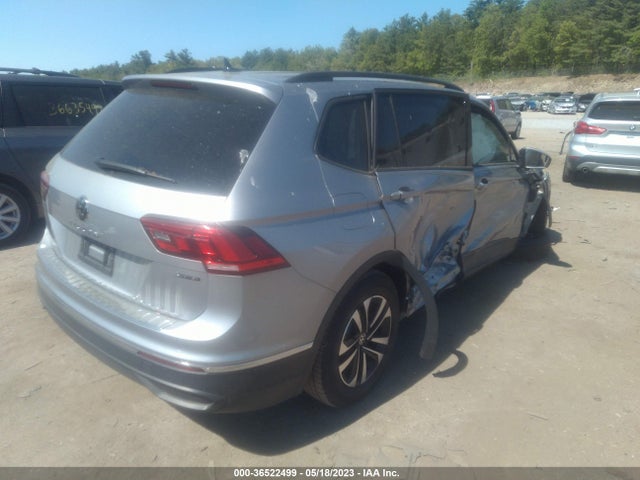 3VVFB7AX8PM072128 Volkswagen TIGUAN S