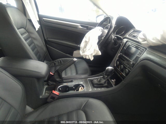 1VWCT7A35HC044718 Volkswagen Passat 1.8t Sel Premium