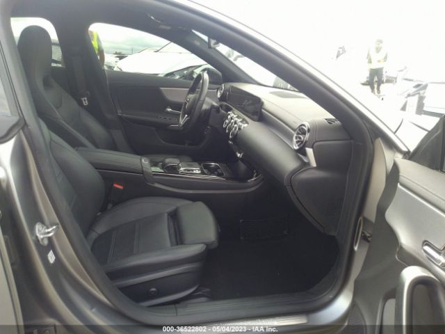 W1K5J4GB4LN119832 Mercedes-Benz Cla Cla 250