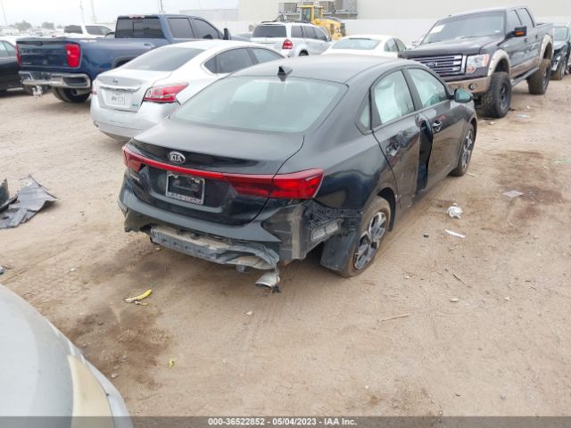 3KPF24AD6ME268982 KIA Forte Lxs