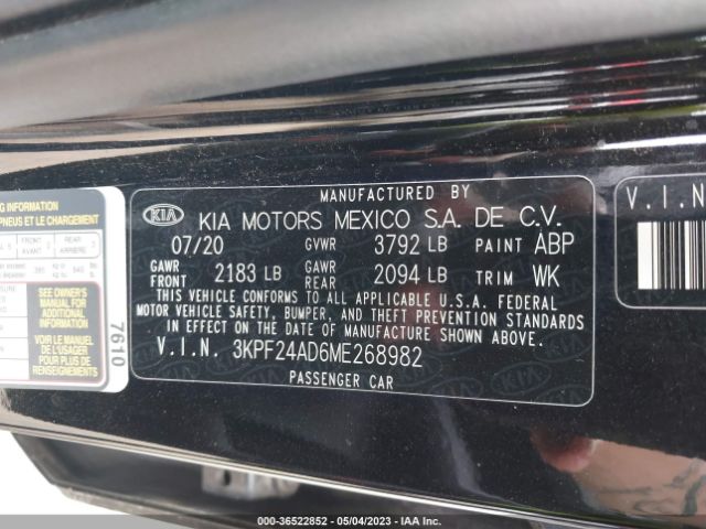 3KPF24AD6ME268982 KIA Forte Lxs