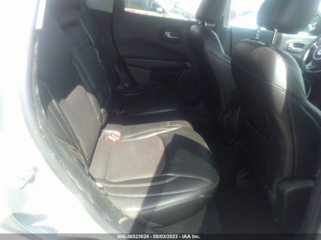 3C4NJDBB8JT392934 Jeep Compass Latitude